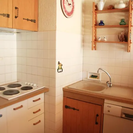 For 5 People With Pool Apartamento *